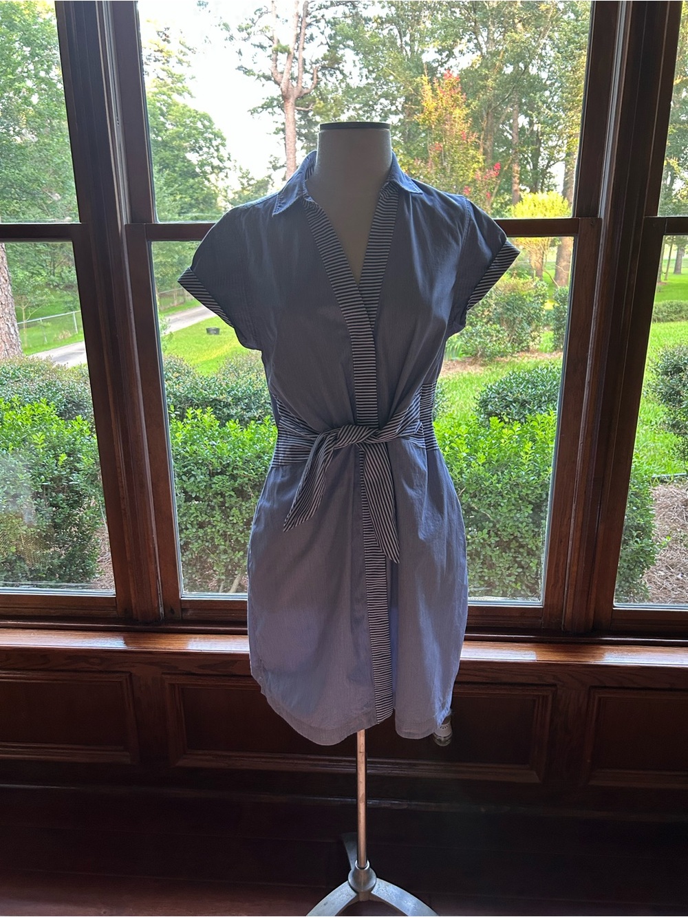 Vineyard Vines Dress.